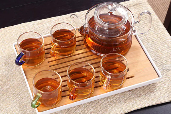 某知名餐飲品牌前段時間被查出餐具大腸桿菌超標?。?！吃飯前燙餐具真的安全么？